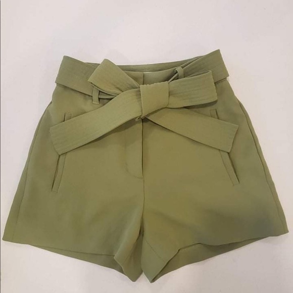 BNWOT Wilfred Tie-front Shorts - Picture 2 of 2